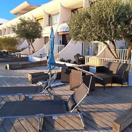 Marina Camarguaise Sud לה-גרו-דו-רואה
